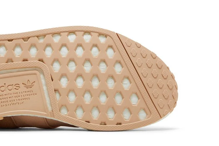 Krossovki-adidas-Wmns-NMD_R1-Strap-Halo-Blush-4