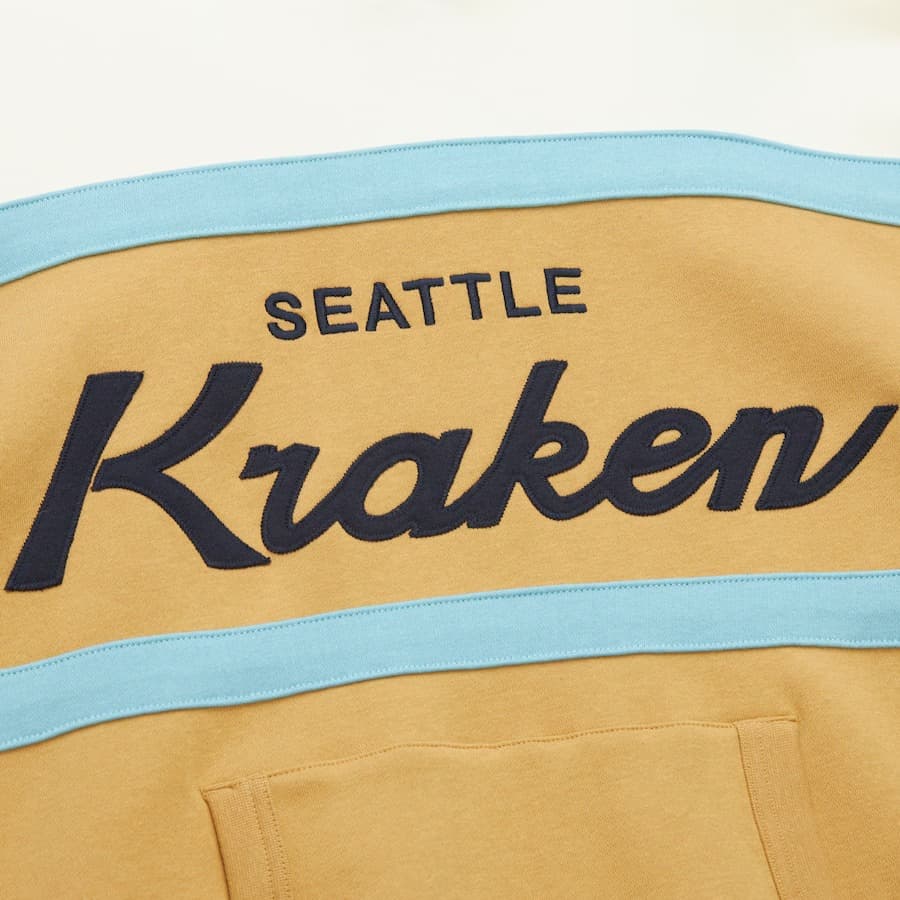 Худи Mitchell & Ness Tan Seattle Kraken Head Coach Fleece Pullover Hoodie