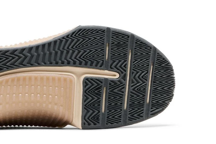 Кроссовки Nike Wmns Metcon 9 'White Gold Sanddrift'