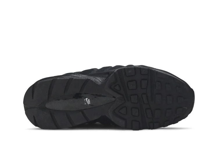 Krossovki-Nike-Air-Max-95-GS-Triple-Black-3