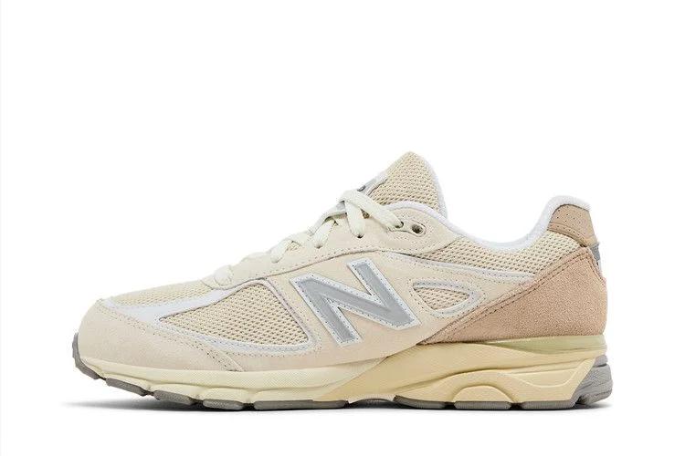 Кроссовки New Balance Teddy Santis x 990v4 Big Kid Wide 'Limestone'