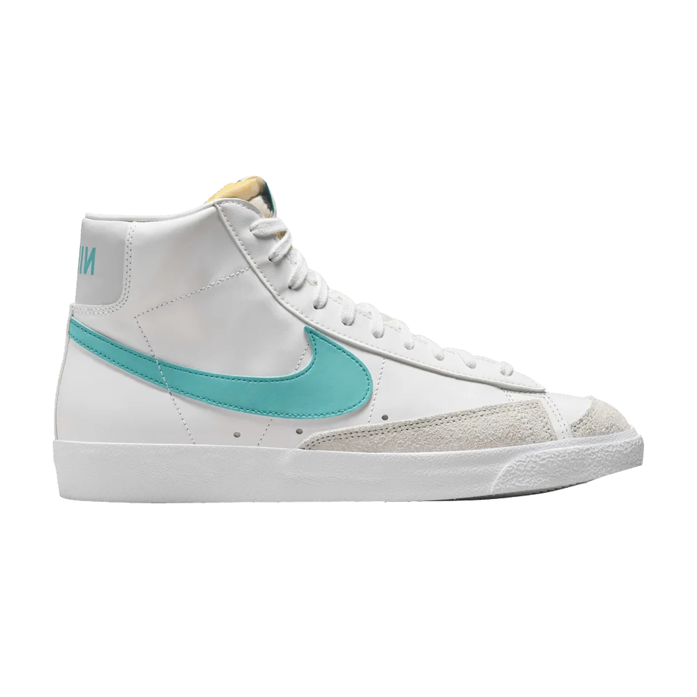 Krossovki-Nike-Blazer-Mid-77-Vintage-White-Dusty-Cactus