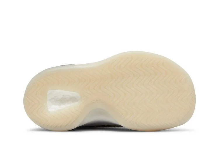 Krossovki-adidas-Yeezy-Quantum-Infants-Amber-Tint-3
