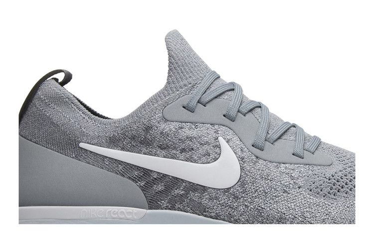 Кроссовки Nike Epic React Flyknit 'Wolf Grey'