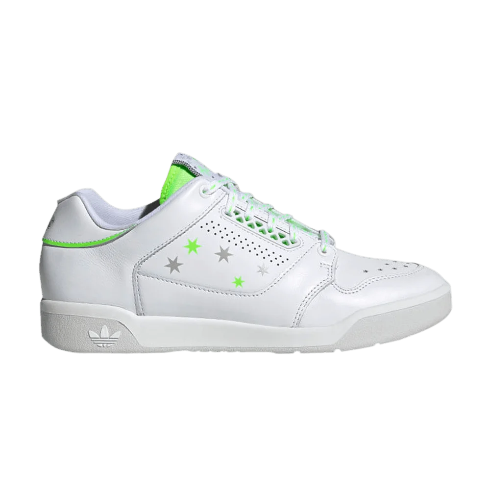 Кроссовки adidas Wmns Slamcourt 'Stars'