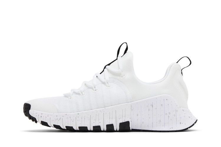 Кроссовки Nike Wmns Free Metcon 6 'White Metallic Silver Black'