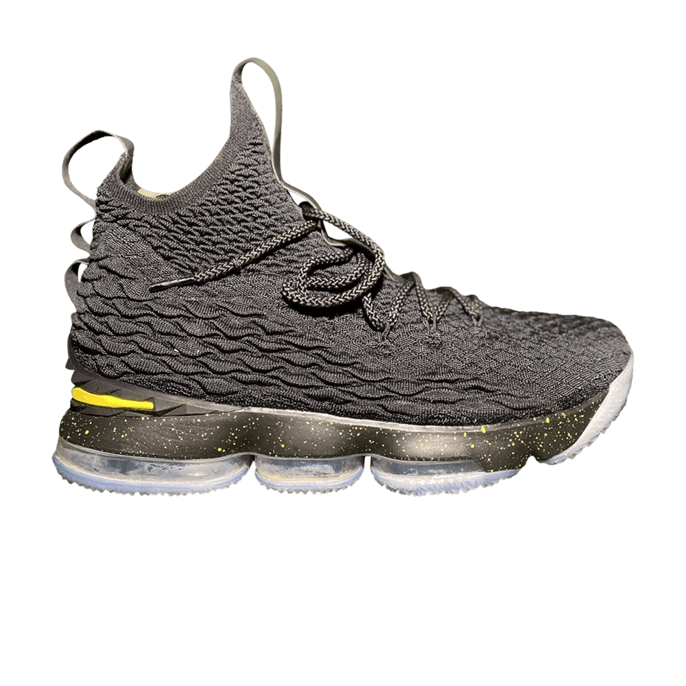 Кроссовки Nike LeBron 15 'Oregon Away' PE