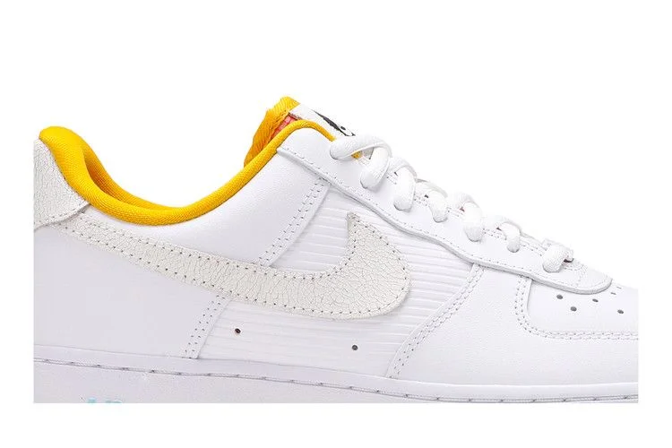 Кроссовки Nike Wmns Air Force 1 '07 'Corner Markets'