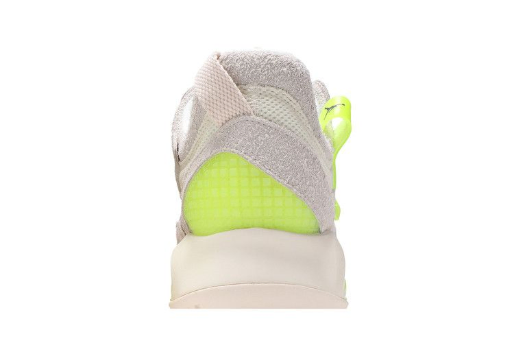 jordan-ma2-pale-ivory-volt-cv8122-107_06