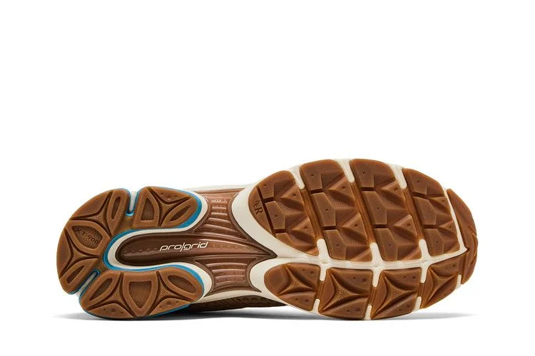 Кроссовки Saucony ProGrid Triumph 4 CS 'Tan Royal'