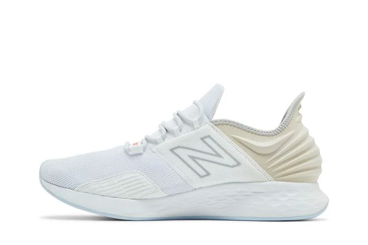 Krossovki-New-Balance-Fresh-Foam-Roav-White-Red-2