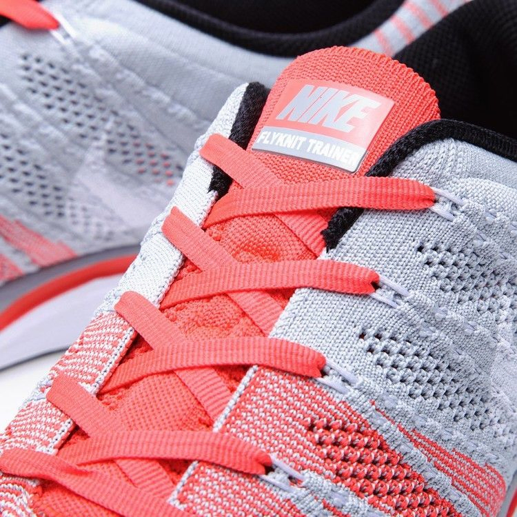 Кроссовки Nike Flyknit Trainer+ 'Bright Crimson'