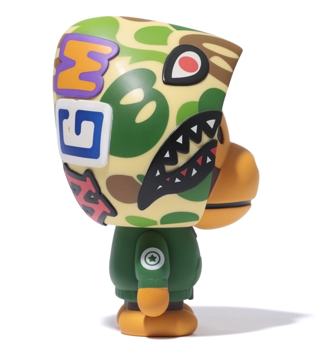 Коллекционная фигурка BAPE Baby Milo Shark Hoodie Vinyl Toy Green