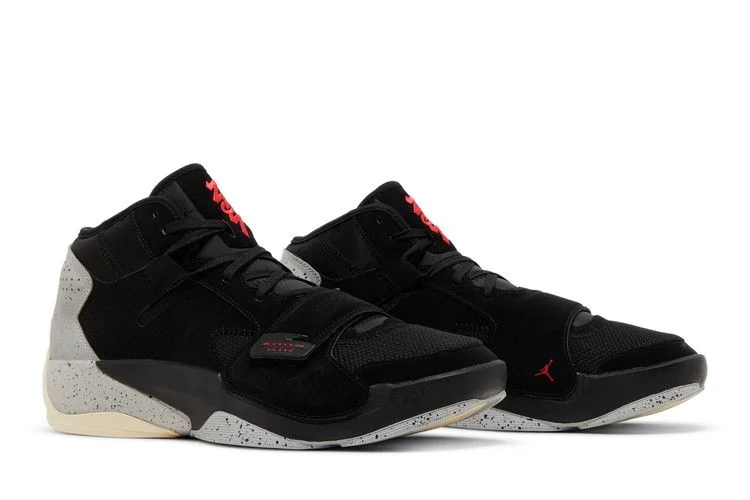 Krossovki-Air-Jordan-Zion-2-Black-Cement-7