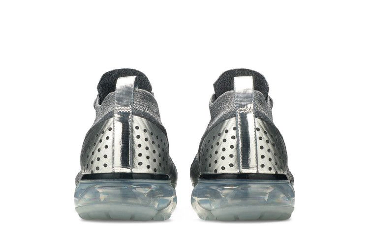 wmns-air-vapormax-flyknit-2-chrome-grey-942843-013_05