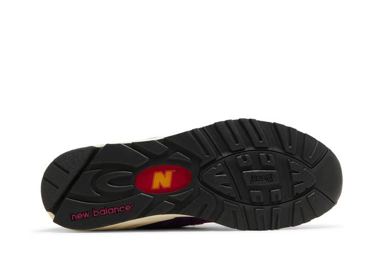 Кроссовки Teddy Santis x New Balance 990v2 Made in USA 'Purple Yellow'