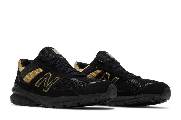 990v5-made-in-usa-triple-black-m990bh5_07