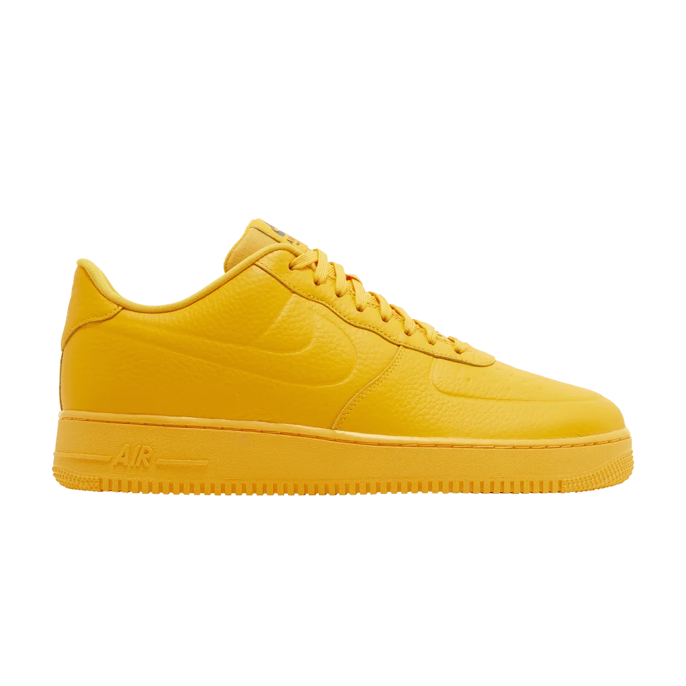 Krossovki-Nike-Air-Force-1-07-Pro-Tech-University-Gold