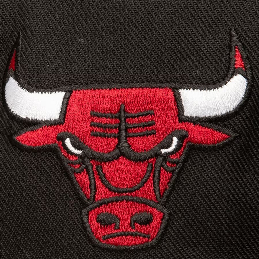 Mitchell-Ness-Black-Chicago-Bulls-Double-Up-Snapback-Hat-2