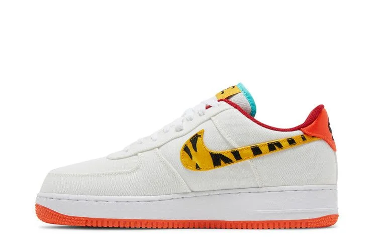 Кроссовки Nike Air Force 1 '07 LV8 'Year of the Tiger'