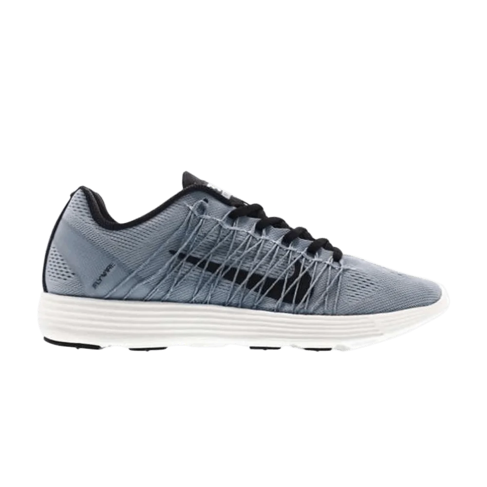 Krossovki-Nike-Lunaracer-3