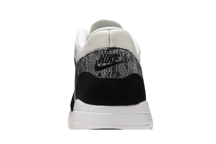 Кроссовки Nike Air Max 1 Ultra Flyknit 'White Black'