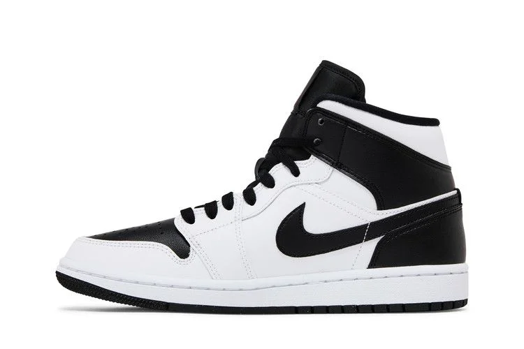 Кроссовки Wmns Air Jordan 1 Mid 'White Black'