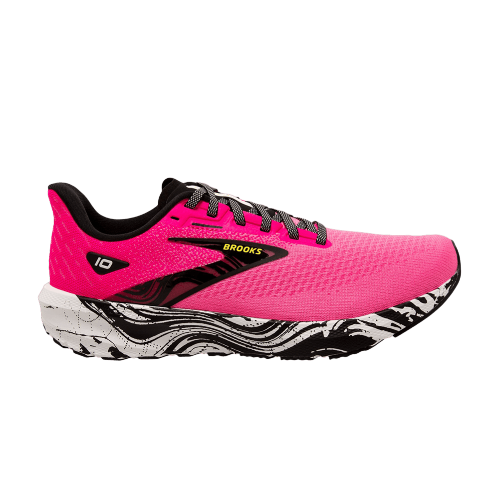 wmns-launch-10-wide-pink-glow-black-120398-1d-624