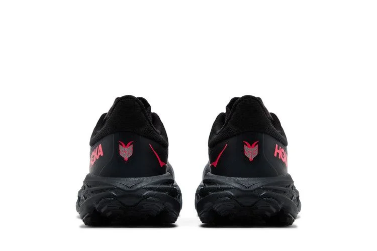 Krossovki-HOKA-Wmns-Speedgoat-5-GORE-TEX-Black-Red-5