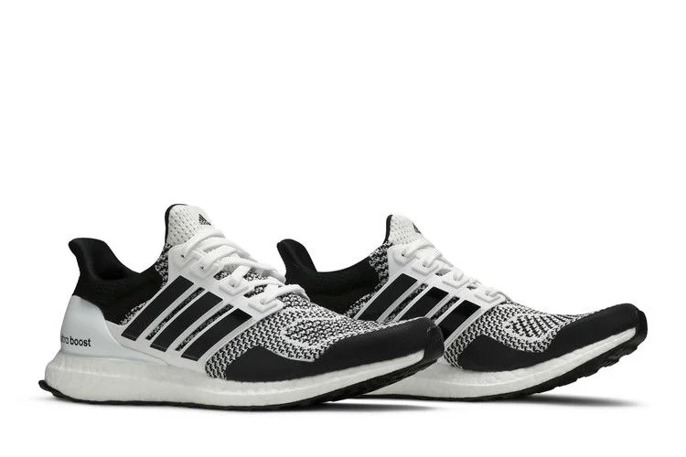 Krossovki-adidas-UltraBoost-1.0-DNA-Cookies-And-Cream-7