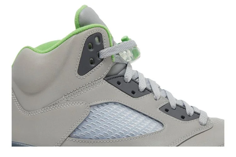Кроссовки Air Jordan 5 Retro 'Green Bean' 2022
