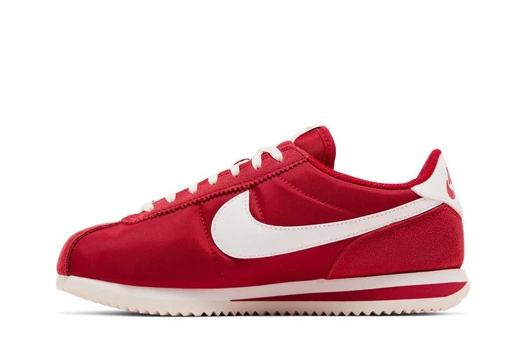 Krossovki-Nike-Wmns-Cortez-Gym-Red-2