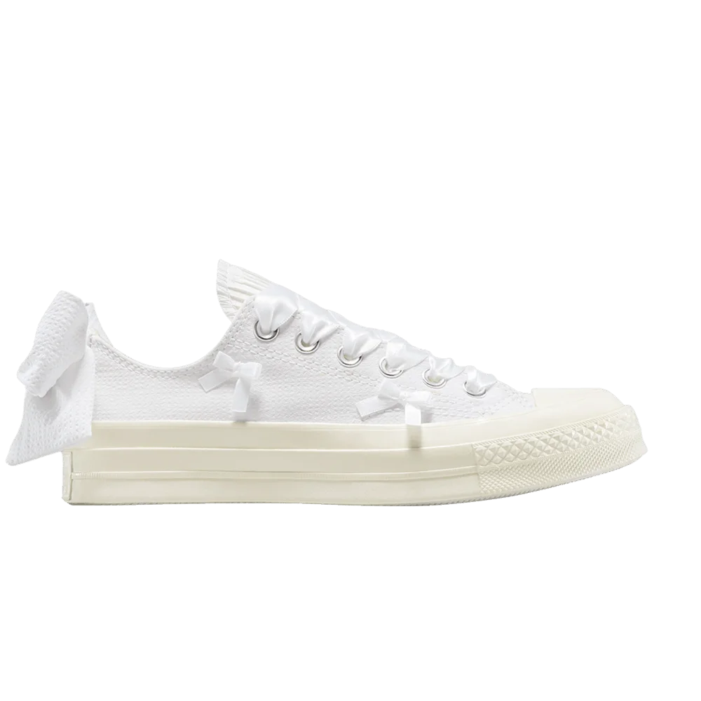 Krossovki-Converse-Chuck-70-Low-Bows