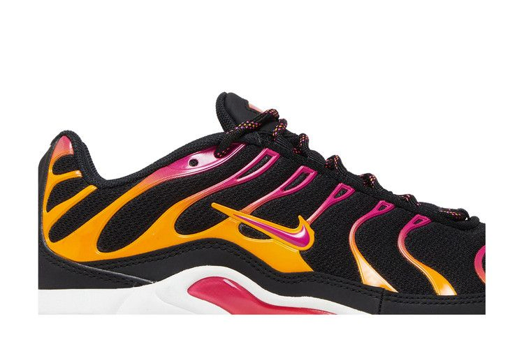 Кроссовки Nike Air Max Plus GS 'Black Active Pink'
