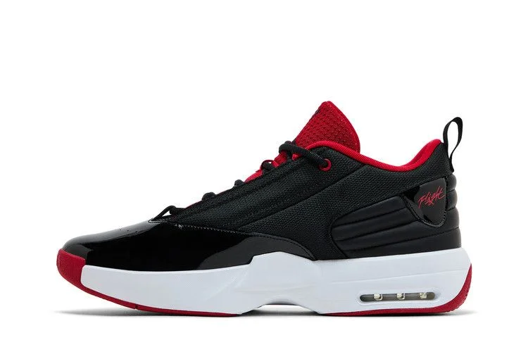 Krossovki-Air-Jordan-Max-Aura-6-Bred-2