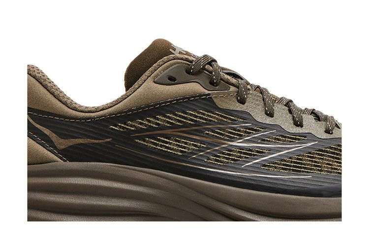 bondi-8-caged-stealth-tech-pack-1155391-ubr_01
