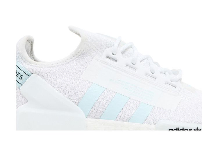 nmd_r1-v2-white-almost-blue-gw4707_01