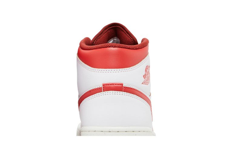 Кроссовки Air Jordan 1 Mid SE 'White Dune Red'