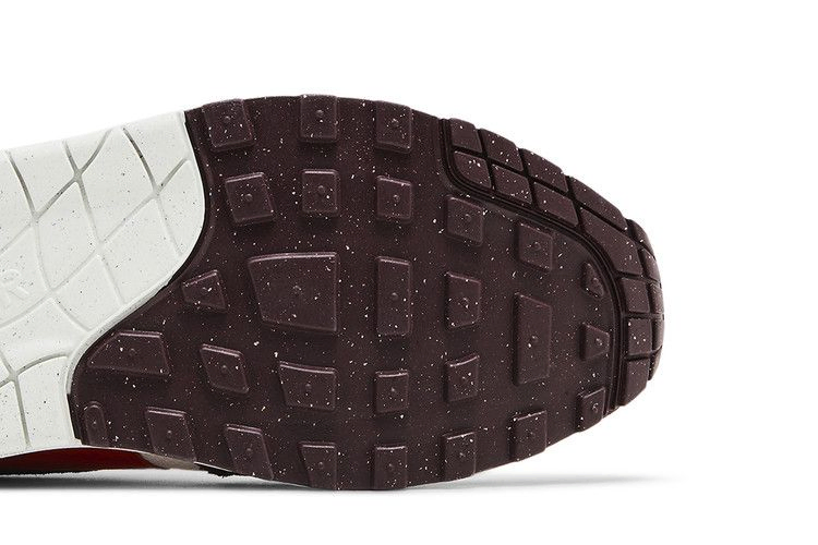 air-max-1-burgundy-crush-fn6952-102_04