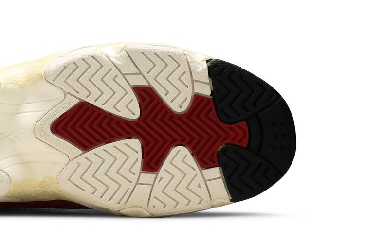 pyer-moss-x-mobius-experiment-3-primal-red-eg2239_04