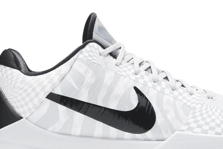 Krossovki-Nike-Zoom-Kobe-5-Protro-DeMar-DeRozan-PE-1