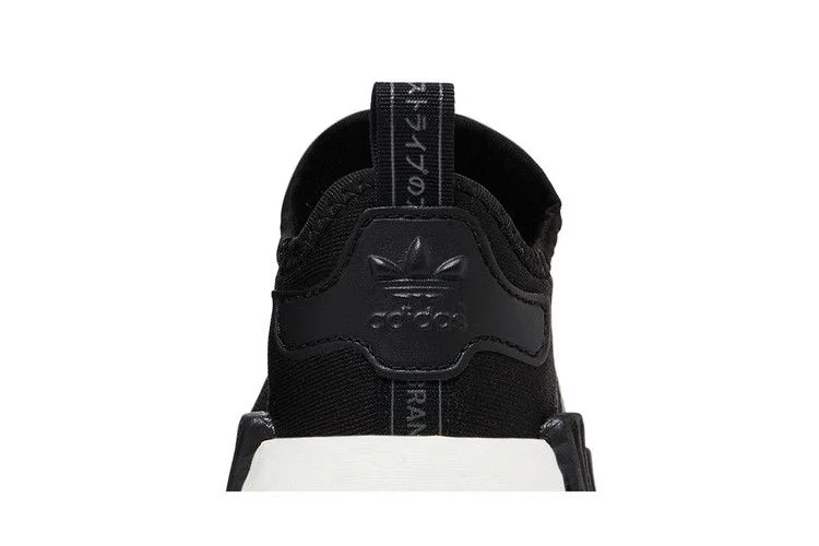 Кроссовки Adidas NMD_R1 J 'Black White'
