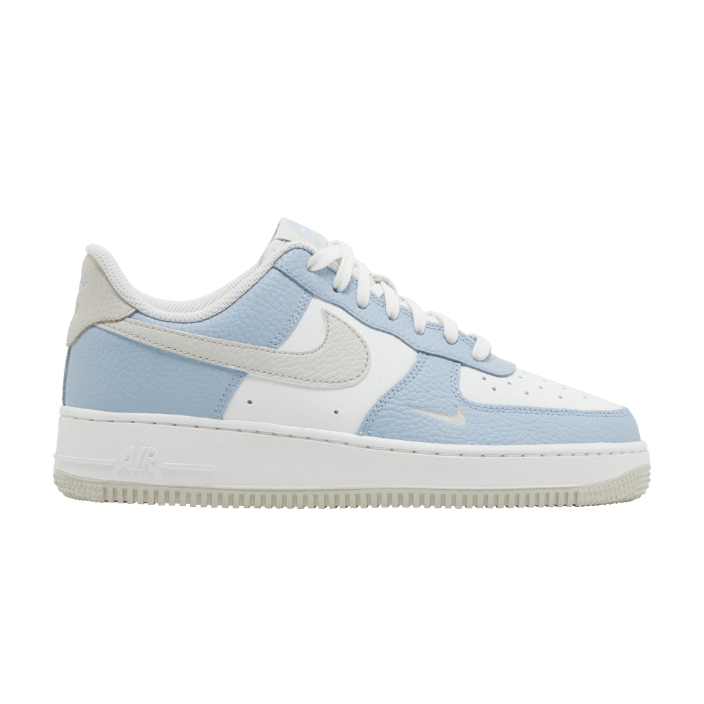 wmns-air-force-1-low-light-armory-blue-hf0022-400