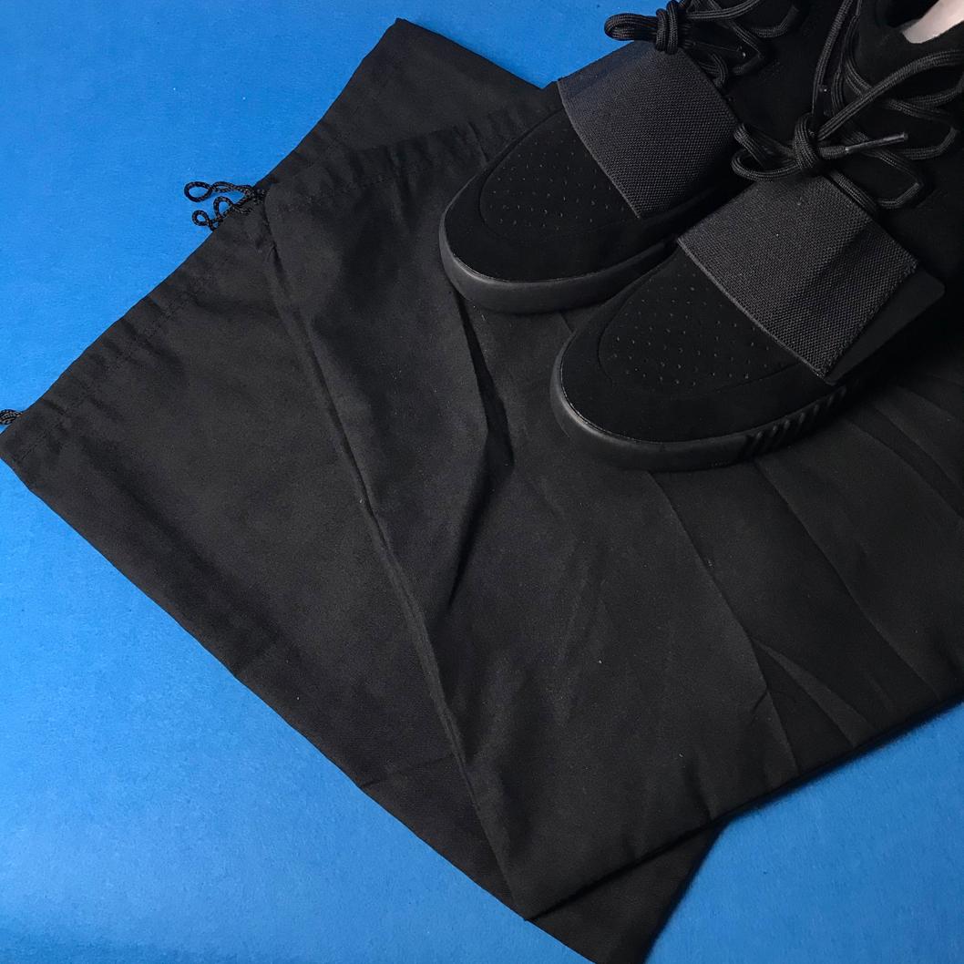 adidas-Yeezy-Boost-750-Triple-Black-21
