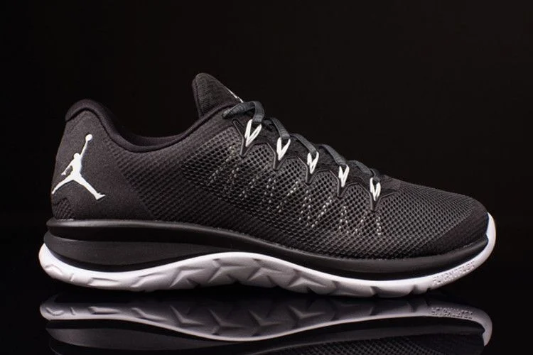 Krossovki-Air-Jordan-Flight-Runner-2-1-1