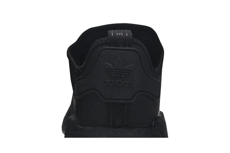 Кроссовки adidas NMD_R1 'Triple Black'