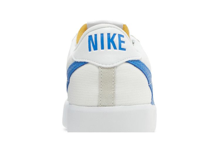 bruin-react-sb-summit-white-signal-blue-cj1661-100_06