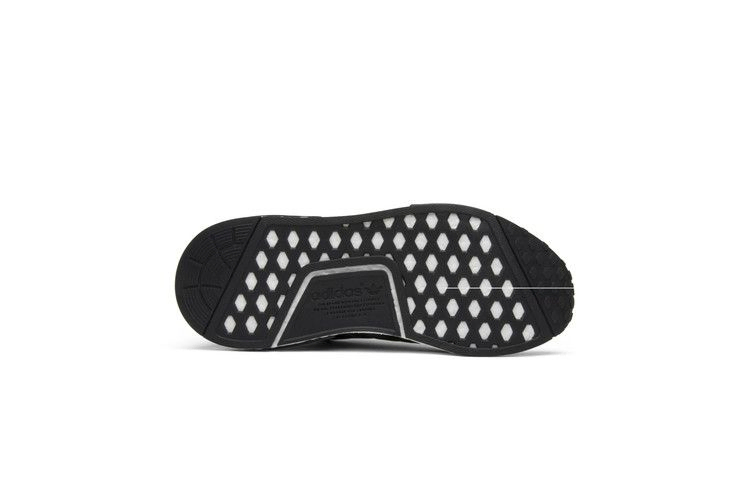 Кроссовки Adidas NMD_R1 'Cargo'