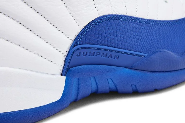 Krossovki-Air-Jordan-12-Retro-Blueberry-9