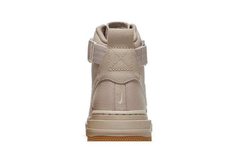 wmns-air-force-1-high-utility-2-0-arctic-pink-gum-dc3584-200_06